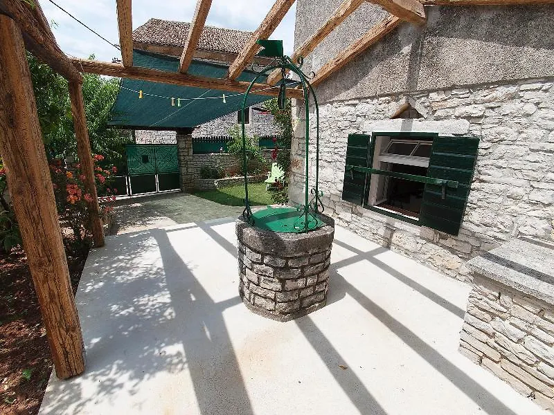 Casa Morgani Holiday House Rovigno 3*,
