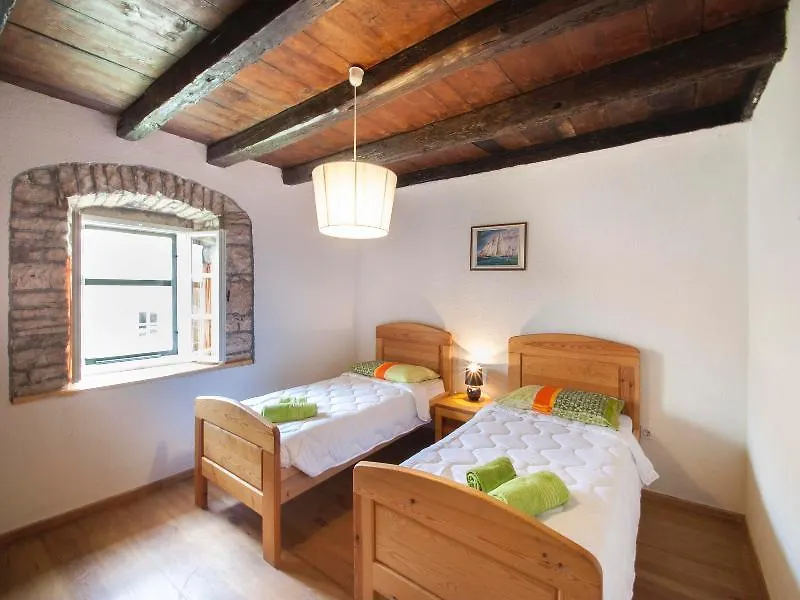 Casa Morgani Holiday House Rovigno 3*,